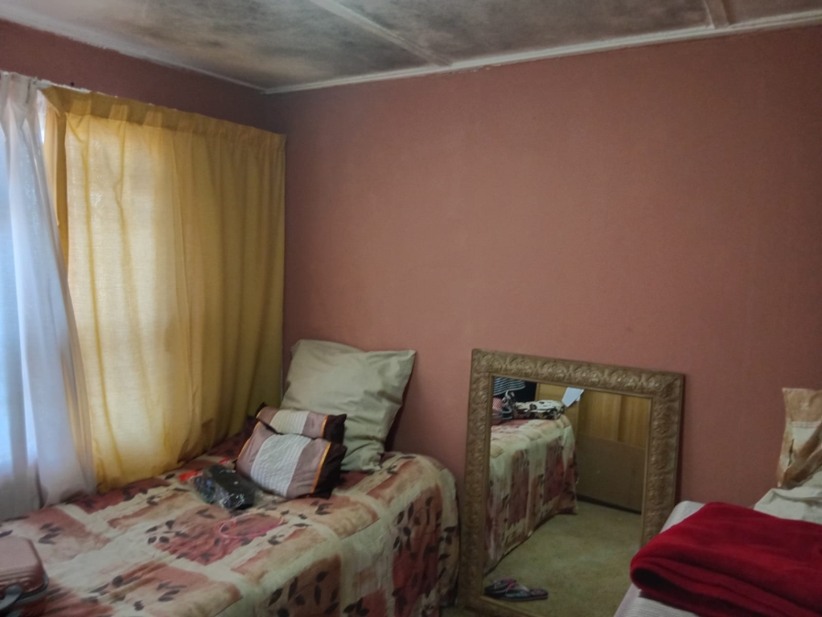 2 Bedroom Property for Sale in Kwa Nobuhle Eastern Cape